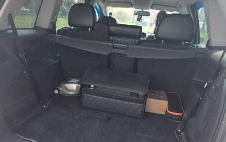 Opel Zafira B, 2005 год, 330 000 рублей, 11 фотография