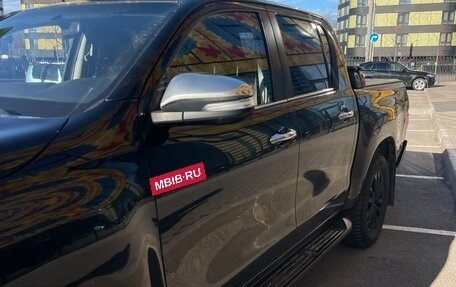 Toyota Hilux VIII, 2016 год, 2 600 000 рублей, 4 фотография