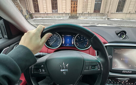 Maserati Ghibli, 2014 год, 2 750 000 рублей, 6 фотография