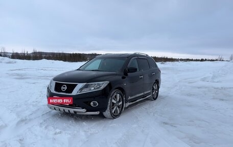 Nissan Pathfinder, 2015 год, 2 290 000 рублей, 7 фотография