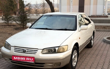 Toyota Camry, 1997 год, 490 000 рублей, 2 фотография
