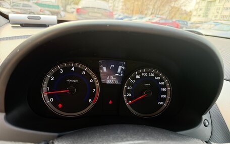 Hyundai Solaris II рестайлинг, 2011 год, 920 000 рублей, 4 фотография