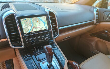 Porsche Cayenne III, 2012 год, 2 650 000 рублей, 18 фотография