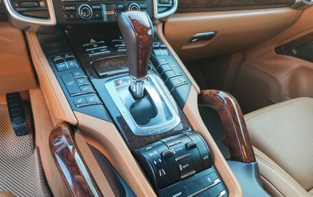 Porsche Cayenne III, 2012 год, 2 650 000 рублей, 15 фотография