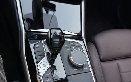 BMW 3 серия, 2021 год, 3 000 000 рублей, 32 фотография