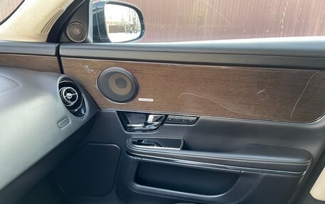 Jaguar XJ IV (X351), 2011 год, 2 450 000 рублей, 12 фотография