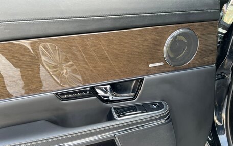 Jaguar XJ IV (X351), 2011 год, 2 450 000 рублей, 26 фотография