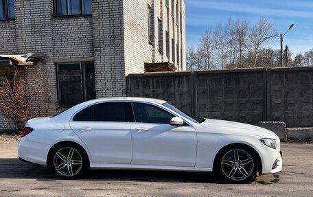 Mercedes-Benz E-Класс, 2016 год, 2 470 000 рублей, 2 фотография