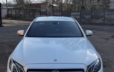 Mercedes-Benz E-Класс, 2016 год, 2 470 000 рублей, 17 фотография