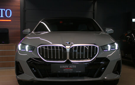 BMW 5 серия, 2025 год, 8 800 000 рублей, 2 фотография