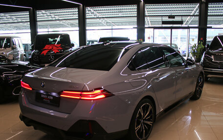 BMW 5 серия, 2025 год, 8 800 000 рублей, 4 фотография