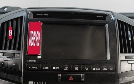 Toyota Land Cruiser 200, 2011 год, 2 650 000 рублей, 16 фотография