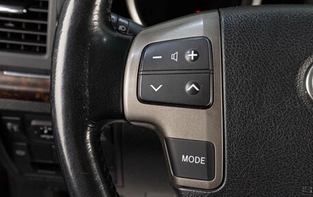 Toyota Land Cruiser 200, 2011 год, 2 650 000 рублей, 19 фотография