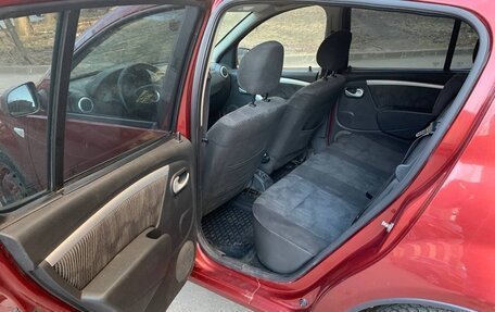 Renault Sandero I, 2011 год, 570 000 рублей, 12 фотография