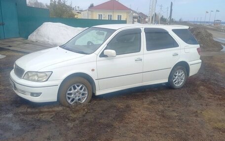 Toyota Vista V30, 2001 год, 550 000 рублей, 2 фотография