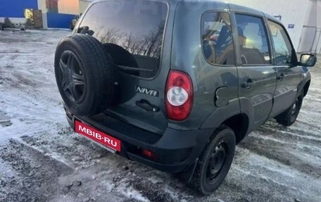 Chevrolet Niva I рестайлинг, 2017 год, 540 000 рублей, 4 фотография