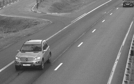 Mercedes-Benz M-Класс, 2005 год, 780 000 рублей, 4 фотография