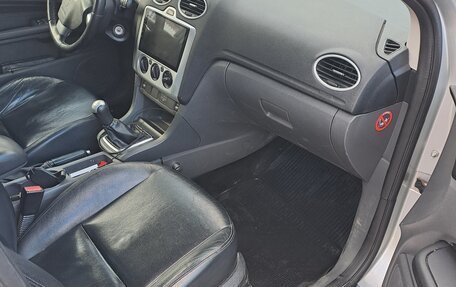 Ford Focus II рестайлинг, 2006 год, 319 000 рублей, 4 фотография