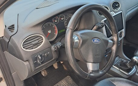 Ford Focus II рестайлинг, 2006 год, 319 000 рублей, 5 фотография