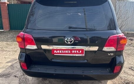 Toyota Land Cruiser 200, 2014 год, 5 000 000 рублей, 3 фотография