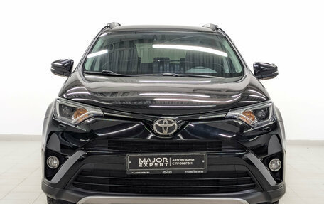 Toyota RAV4, 2017 год, 2 300 000 рублей, 2 фотография