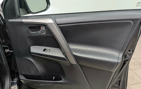 Toyota RAV4, 2017 год, 2 300 000 рублей, 23 фотография