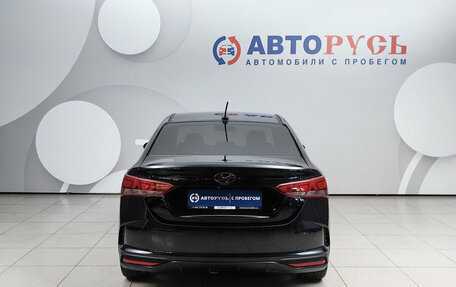 Hyundai Solaris II рестайлинг, 2021 год, 1 672 000 рублей, 4 фотография