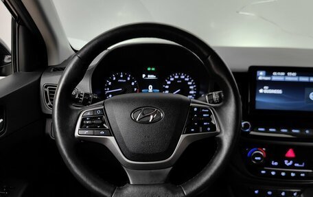 Hyundai Solaris II рестайлинг, 2021 год, 1 672 000 рублей, 11 фотография