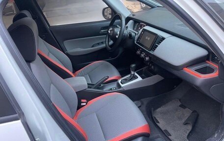 Honda Fit, 2022 год, 1 450 000 рублей, 8 фотография