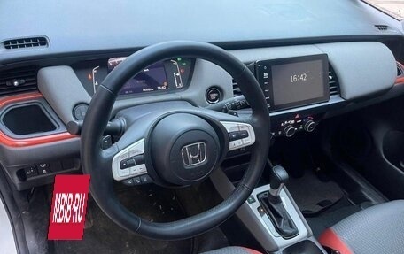 Honda Fit, 2022 год, 1 450 000 рублей, 6 фотография