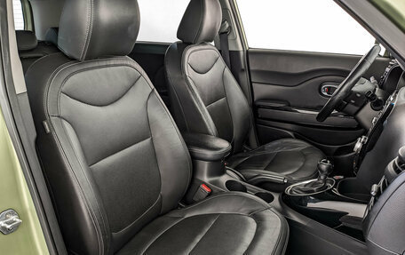 KIA Soul II рестайлинг, 2017 год, 1 595 000 рублей, 24 фотография