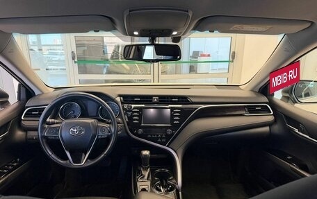 Toyota Camry, 2020 год, 2 900 500 рублей, 11 фотография