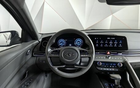 Hyundai Elantra, 2021 год, 2 475 000 рублей, 19 фотография