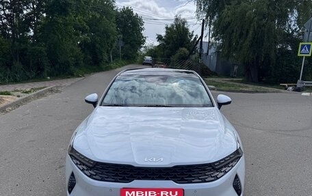 KIA K5, 2021 год, 2 450 000 рублей, 2 фотография