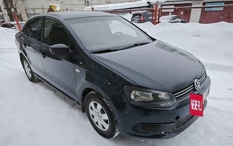 Volkswagen Polo VI (EU Market), 2013 год, 440 000 рублей, 2 фотография