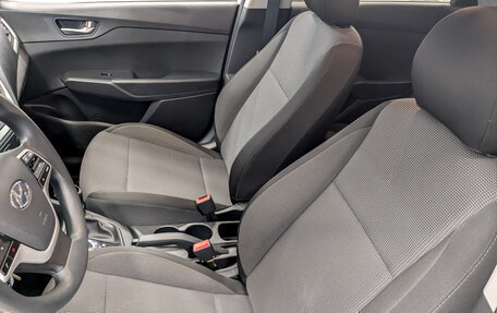 Hyundai Solaris II рестайлинг, 2018 год, 1 350 000 рублей, 20 фотография