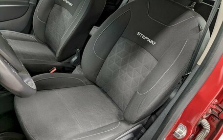 Renault Sandero II рестайлинг, 2015 год, 890 000 рублей, 13 фотография