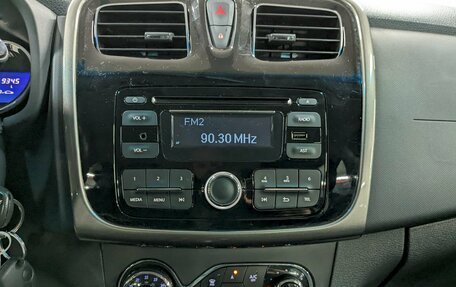 Renault Sandero II рестайлинг, 2015 год, 890 000 рублей, 22 фотография