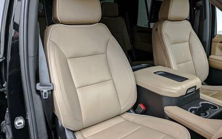 Chevrolet Tahoe IV, 2022 год, 8 000 000 рублей, 24 фотография