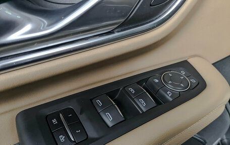 Chevrolet Tahoe IV, 2022 год, 8 000 000 рублей, 30 фотография