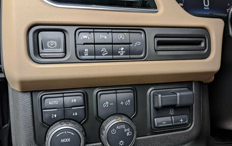 Chevrolet Tahoe IV, 2022 год, 8 000 000 рублей, 29 фотография