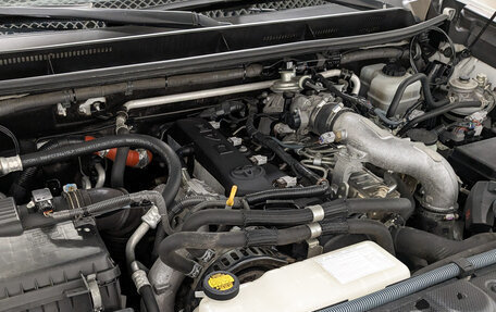 Toyota Land Cruiser Prado 150 рестайлинг 2, 2014 год, 3 995 000 рублей, 9 фотография