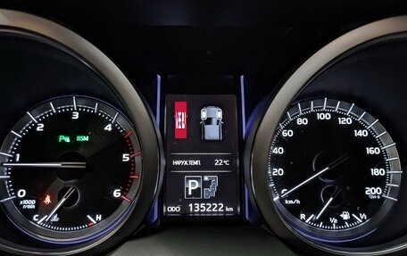 Toyota Land Cruiser Prado 150 рестайлинг 2, 2014 год, 3 995 000 рублей, 16 фотография