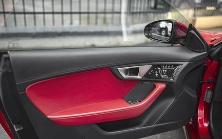 Jaguar F-Type I рестайлинг 2, 2013 год, 4 975 000 рублей, 14 фотография