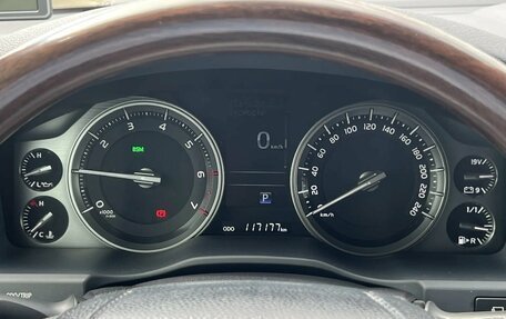 Toyota Land Cruiser 200, 2017 год, 6 390 000 рублей, 12 фотография