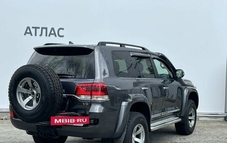 Toyota Land Cruiser 200, 2017 год, 6 390 000 рублей, 5 фотография