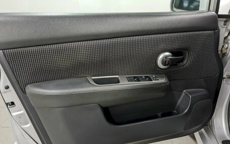 Nissan Tiida, 2011 год, 940 000 рублей, 11 фотография