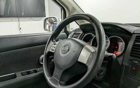 Nissan Tiida, 2011 год, 940 000 рублей, 21 фотография