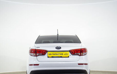 KIA Rio III рестайлинг, 2015 год, 1 099 000 рублей, 5 фотография