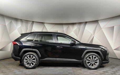 Toyota RAV4, 2019 год, 3 231 000 рублей, 6 фотография